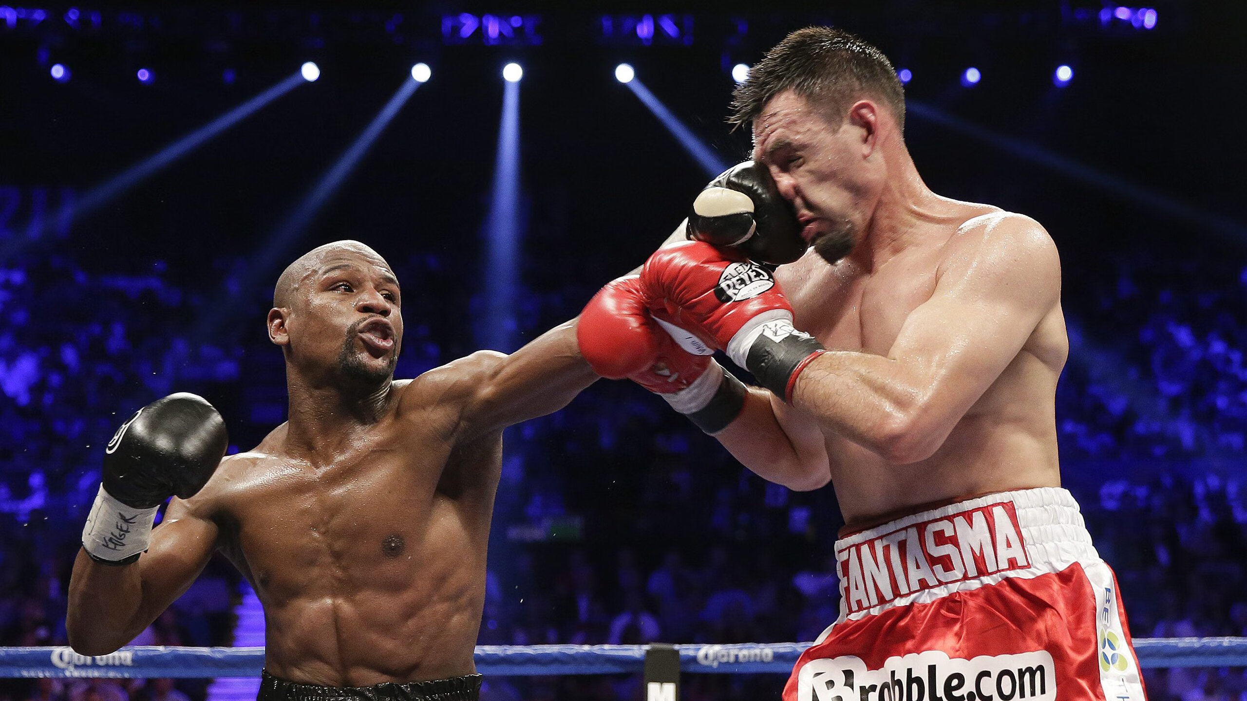 《堡垒之夜》未来星城系列赛:创意无限,激烈争锋!